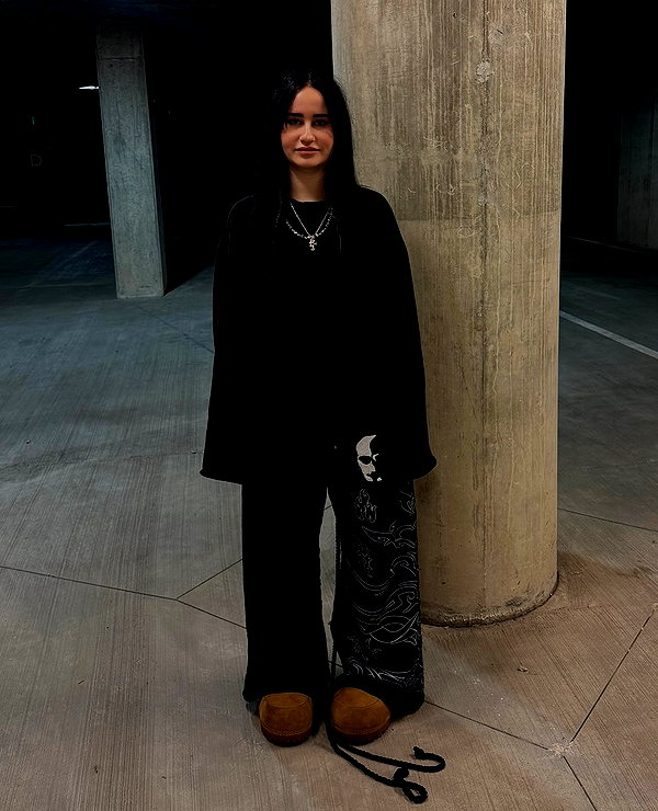 deserveeanna instagram image archive image