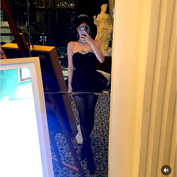 lyhythuedoxinh instagram image archive image