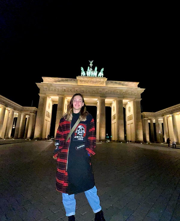 eva_romanovski instagram image archive image