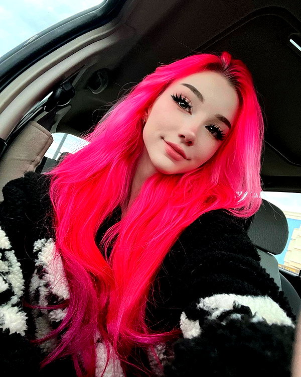 danielle.mercedie instagram image archive image