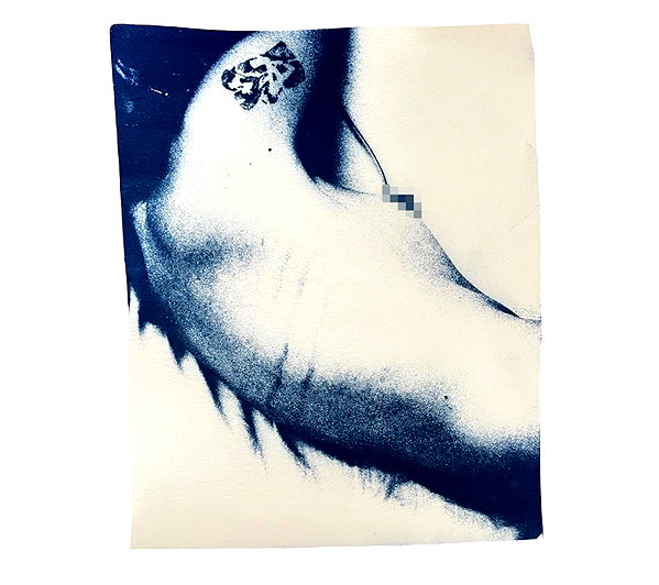 Archived image from @lolabllue on Instagram