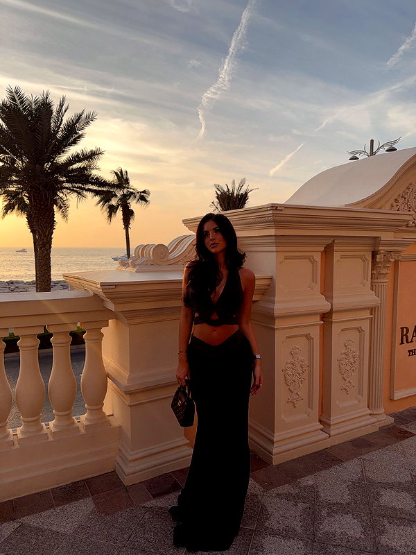 zoeliss instagram image archive image