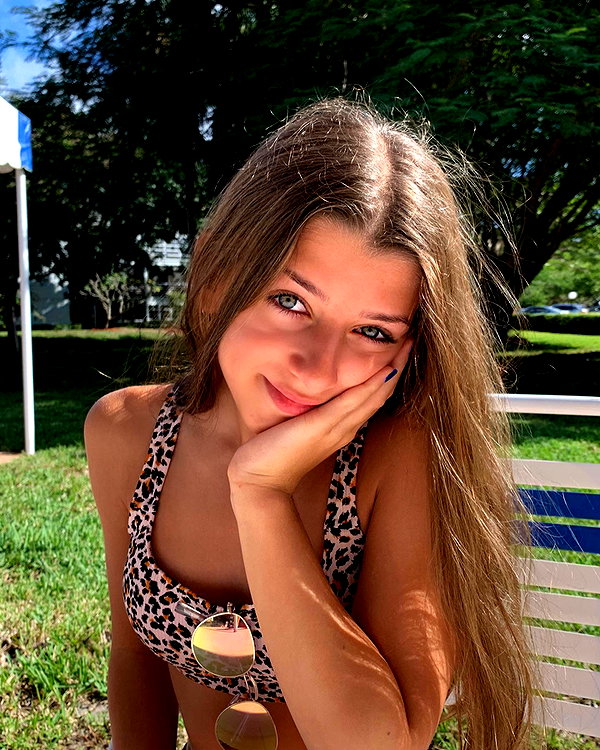 noa.burshtein instagram image archive image