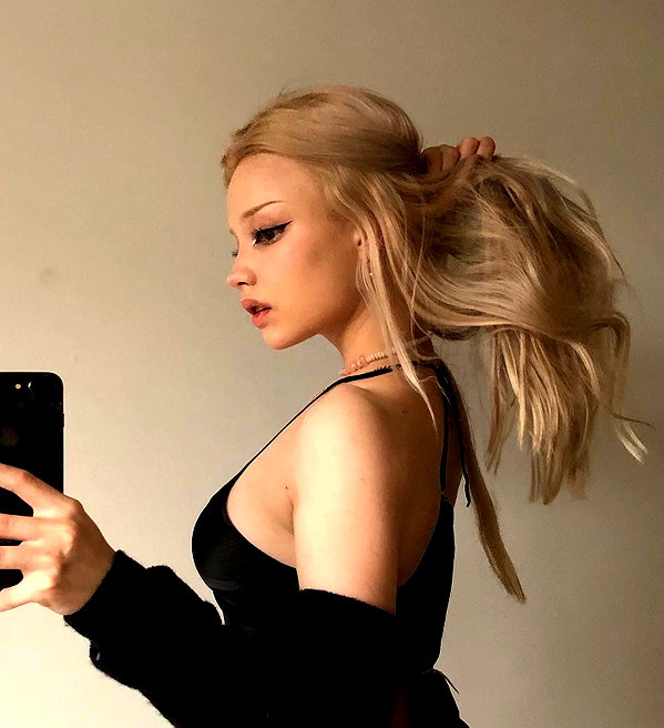 aseynat0r instagram image archive image