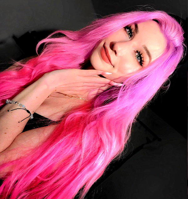 danielle.mercedie instagram image archive image