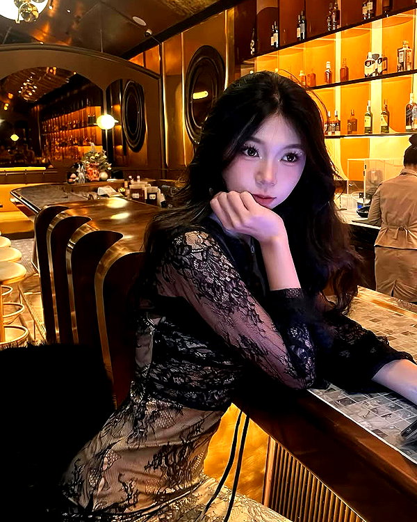 lyhythuedoxinh instagram image archive image