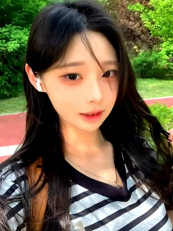 yingyinng_ instagram image archive image