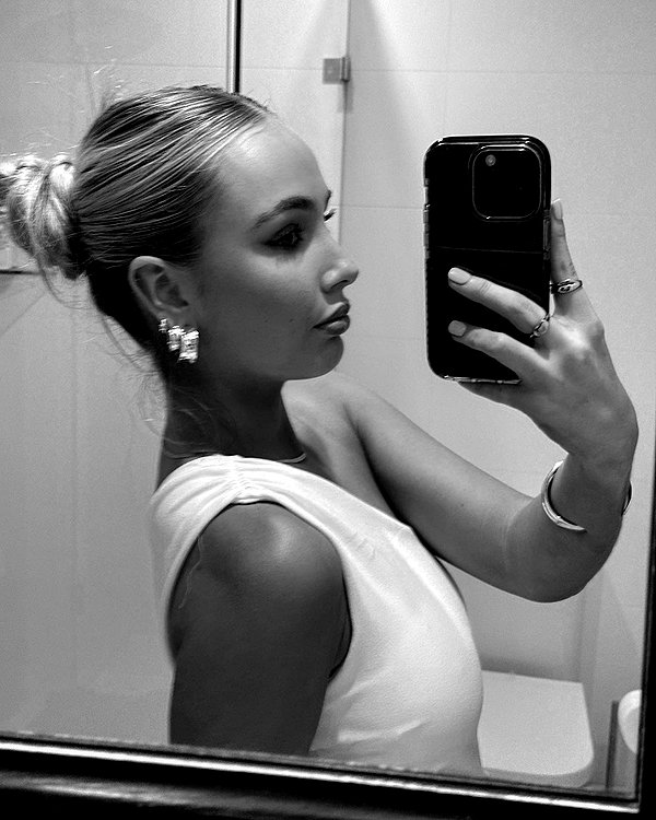 0emmamac instagram image archive image