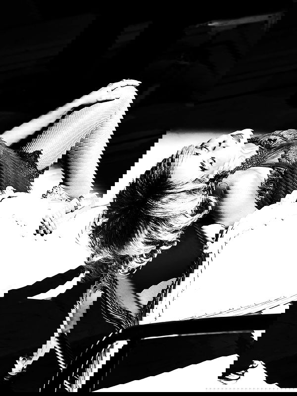 sabrinacarpenter sabrinacarpenter archive image