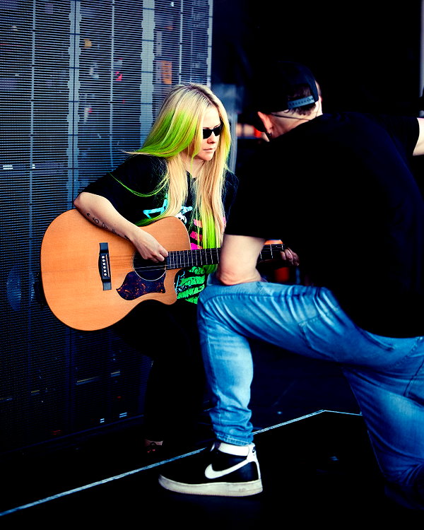 avrillavigne instagram image archive image