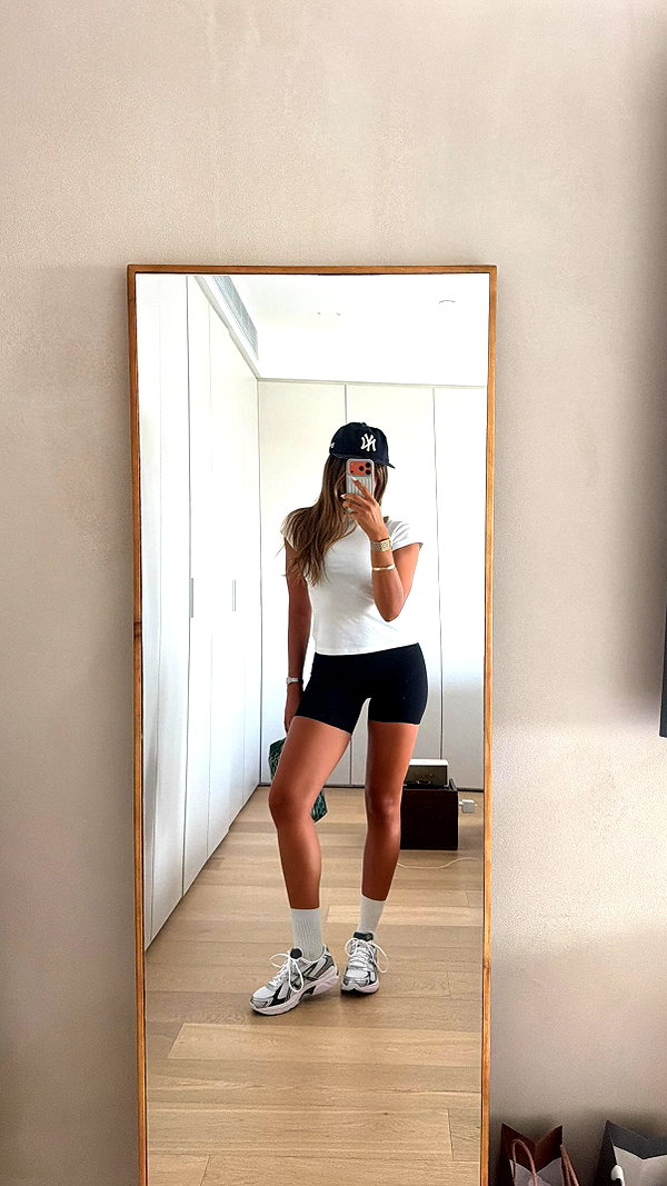 shahar__hauon instagram image archive image