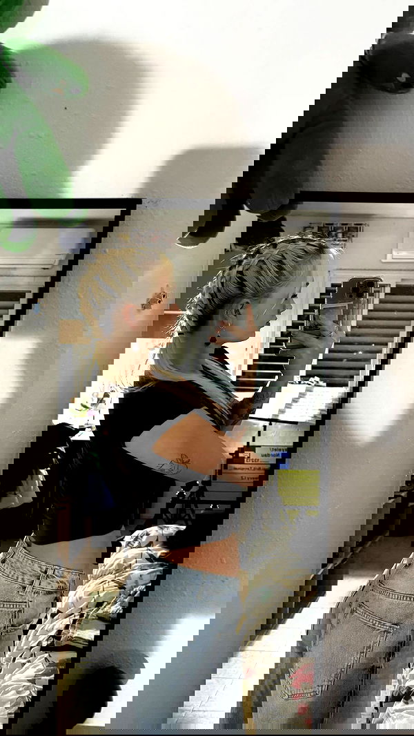 jaroslava_klavir jaroslava_klavir archive image