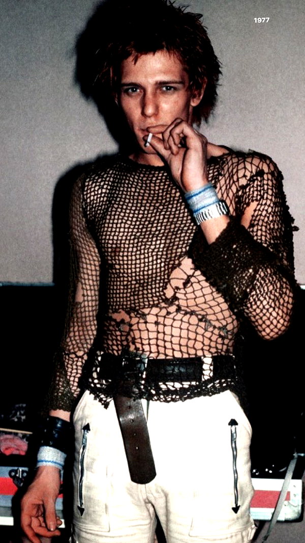 alien.hanna instagram image archive image