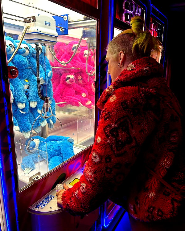 charley.chambers instagram image archive image