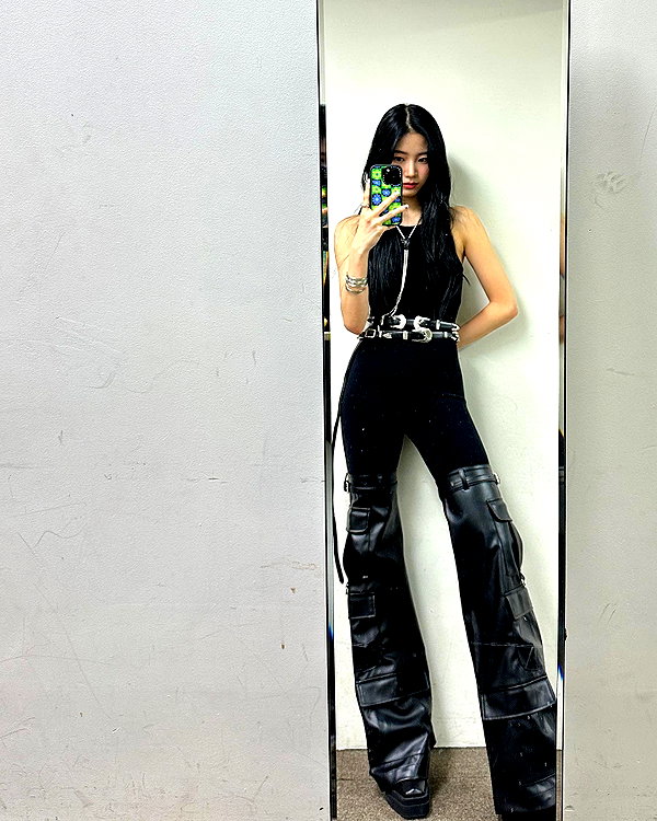 zuhazana instagram image archive image
