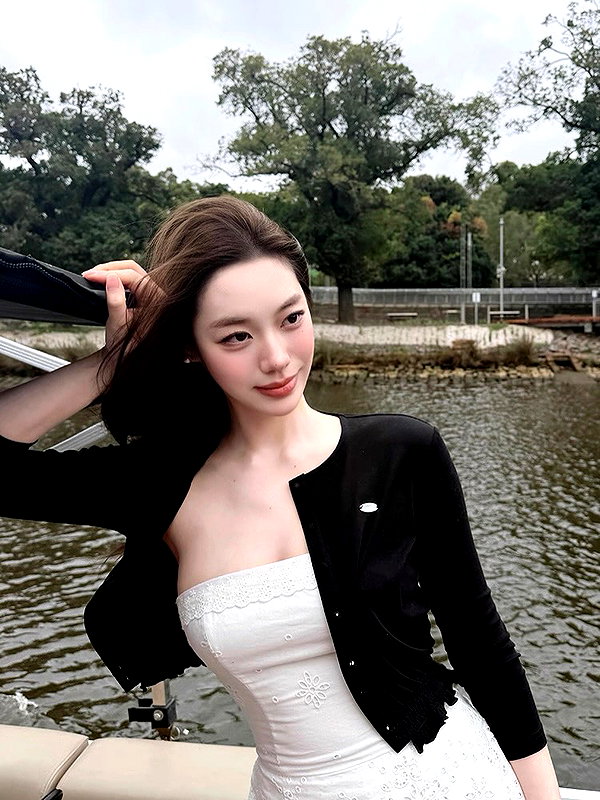fair_mua instagram image archive image