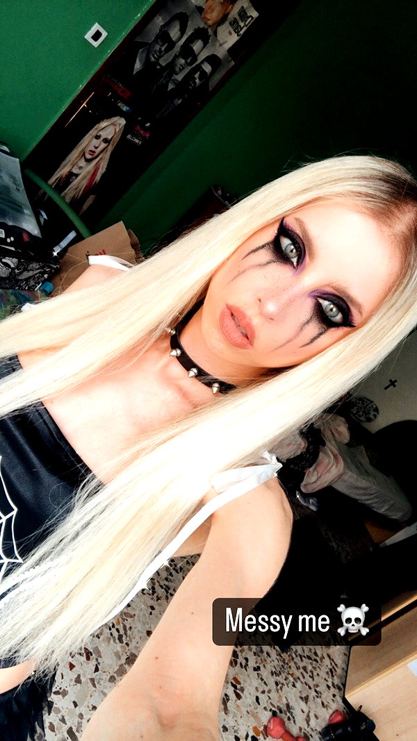 roxiechelon2 archive image