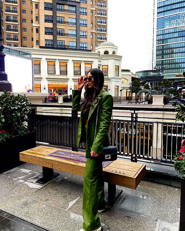 roni.benshushan instagram image archive image