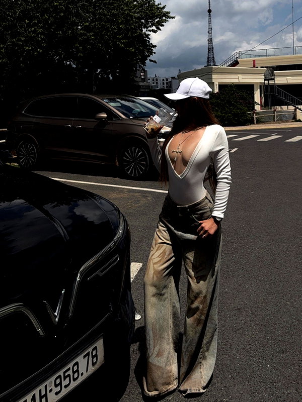 lyhythuedoxinh instagram image archive image