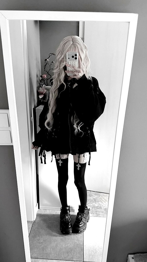 annaemiliaz instagram image archive image