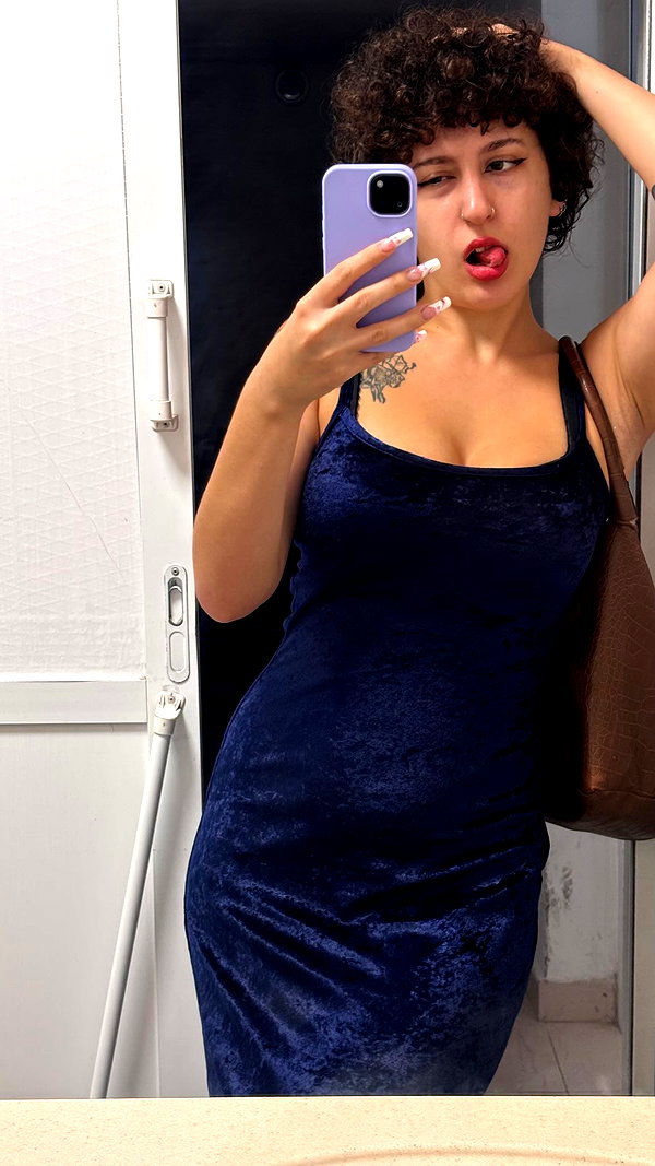 alma.almog instagram image archive image