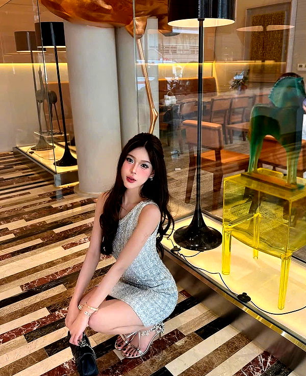 lyhythuedoxinh instagram image archive image
