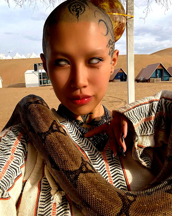 darkstar_mia instagram image archive image
