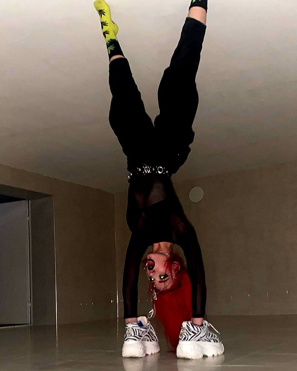 vik4au instagram image archive image