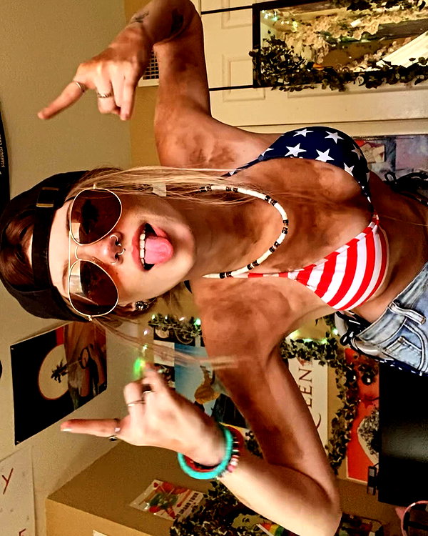 pipssqueakss instagram image archive image