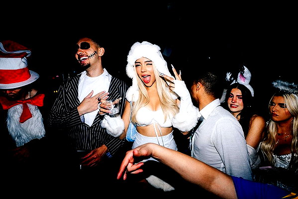 neiimaaa instagram image archive image
