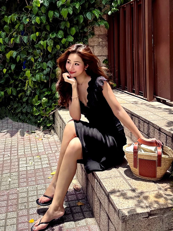 lyhythuedoxinh instagram image archive image