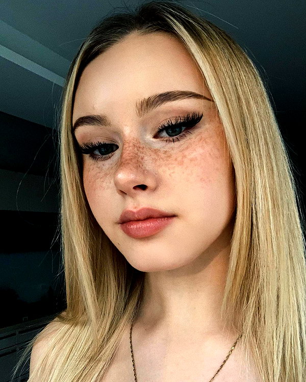 lilih instagram image archive image