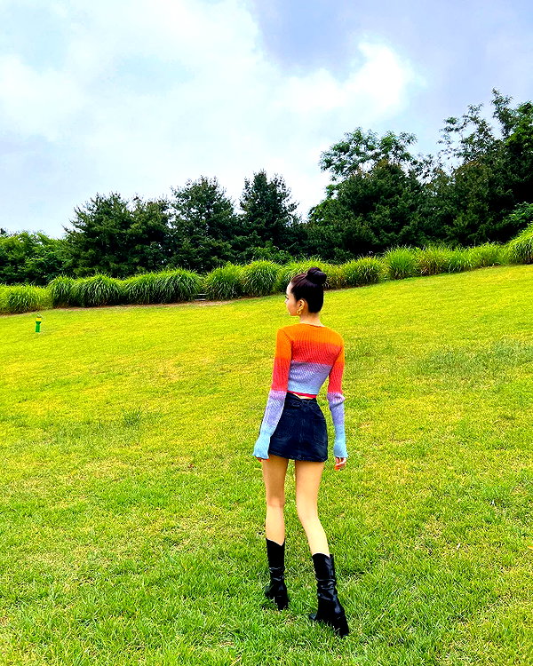 dear.zia instagram image archive image