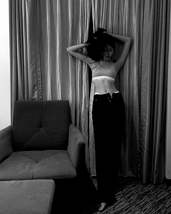 daxbin instagram image archive image