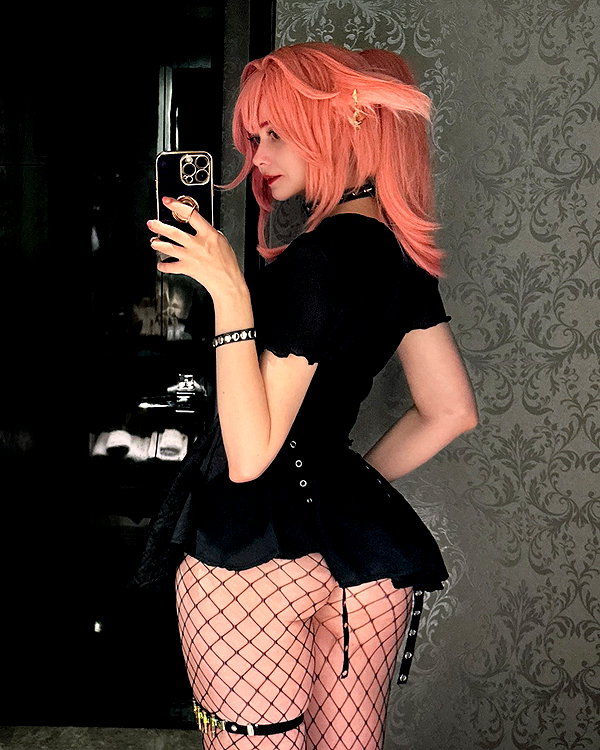 pepper_cos instagram image archive image