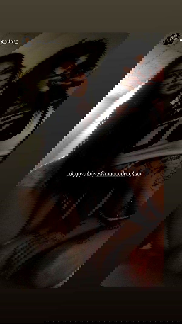 zommmbri zommmbri archive image