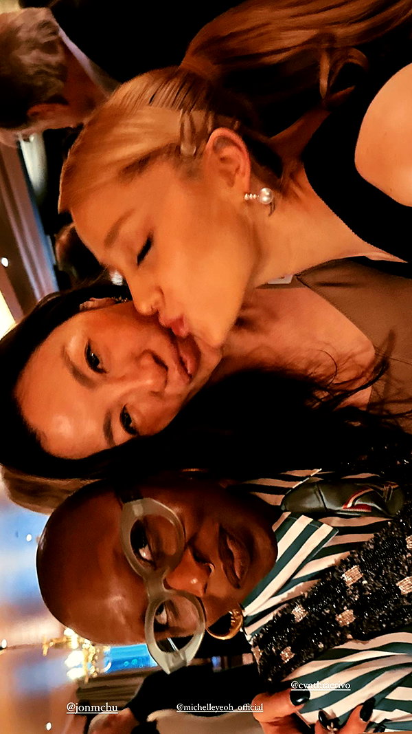 arianagrande instagram image archive image