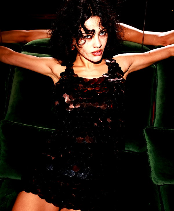 leonanaomii instagram image archive image