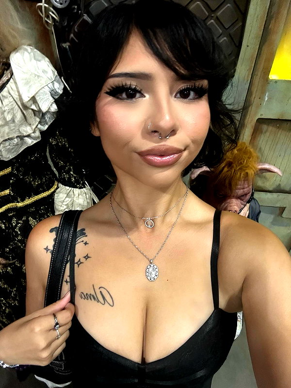 shay.la__ instagram image archive image