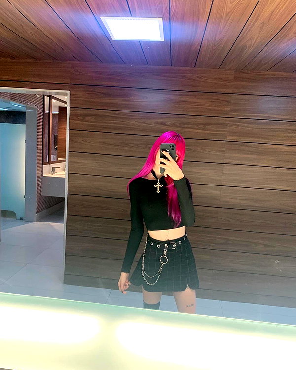 jadelaverne instagram image archive image