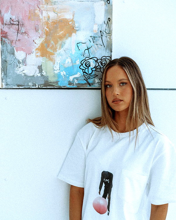 olivia.mathers instagram image archive image