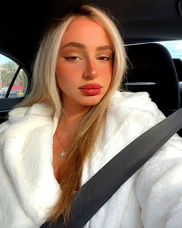 nicole_ac instagram image archive image