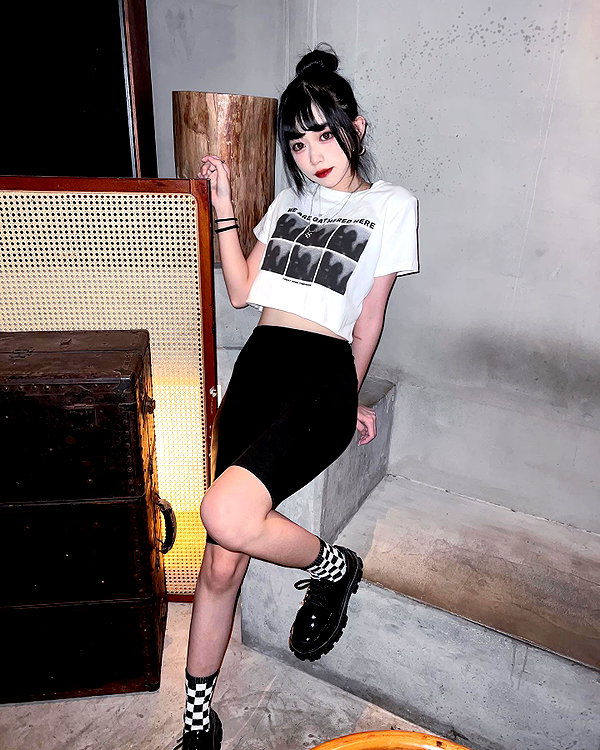 nixqq.425_ instagram image archive image