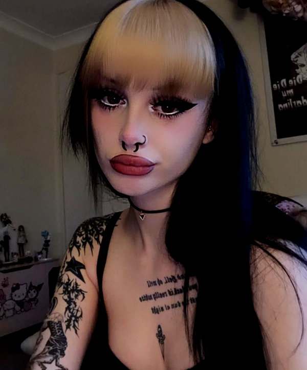 goawayapologygrl instagram image archive image