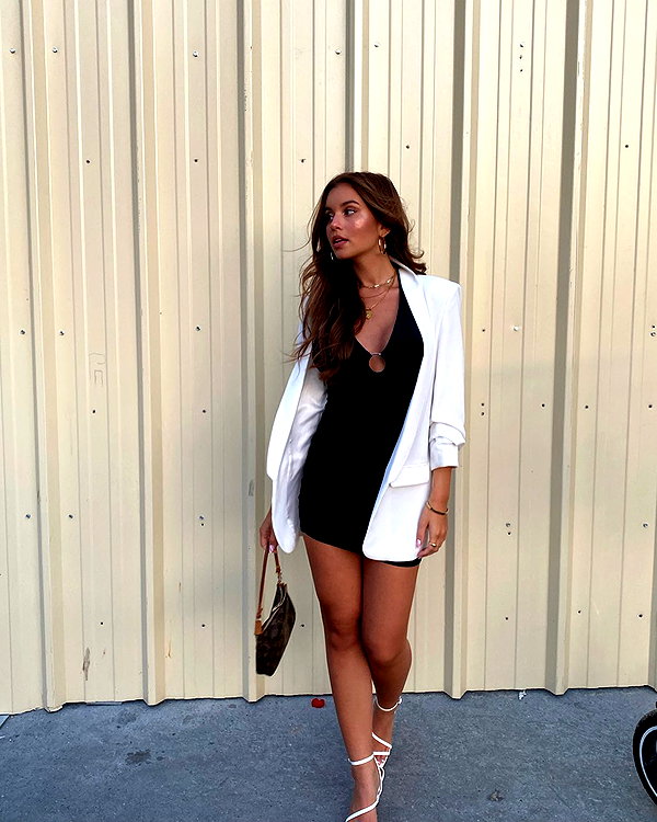 zoeliss instagram image archive image