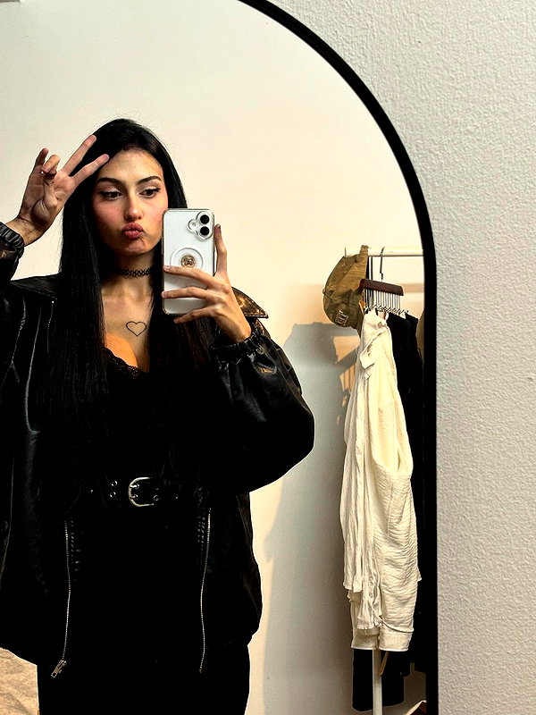 laluzone instagram image archive image