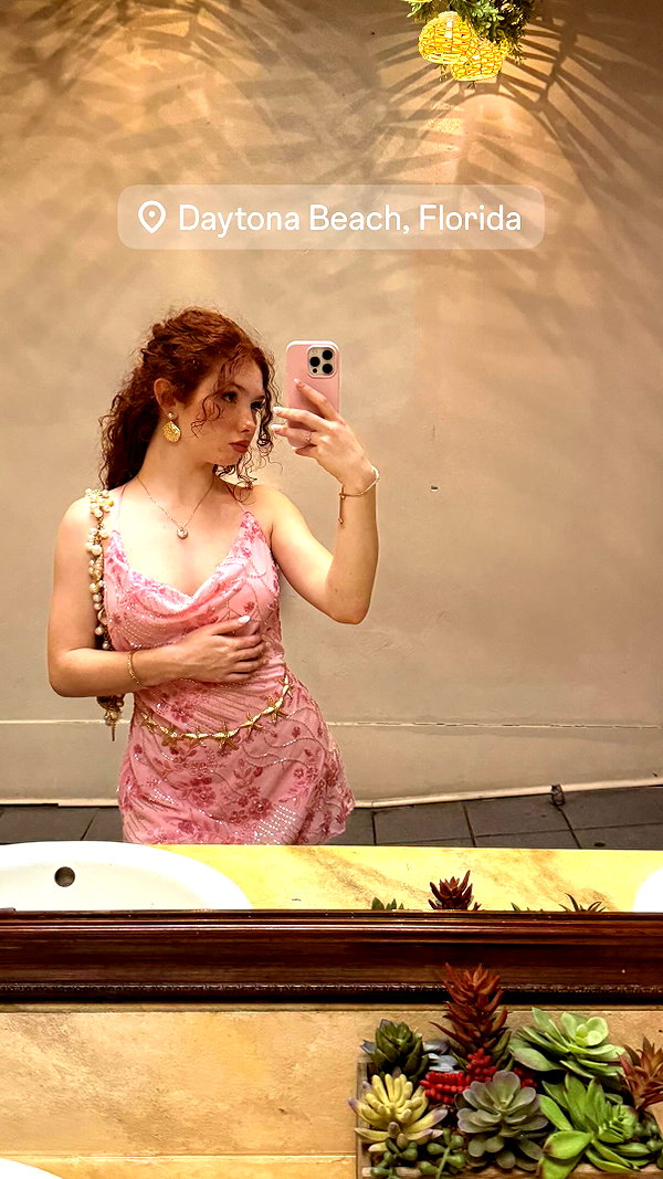 livia._.paige instagram image archive image