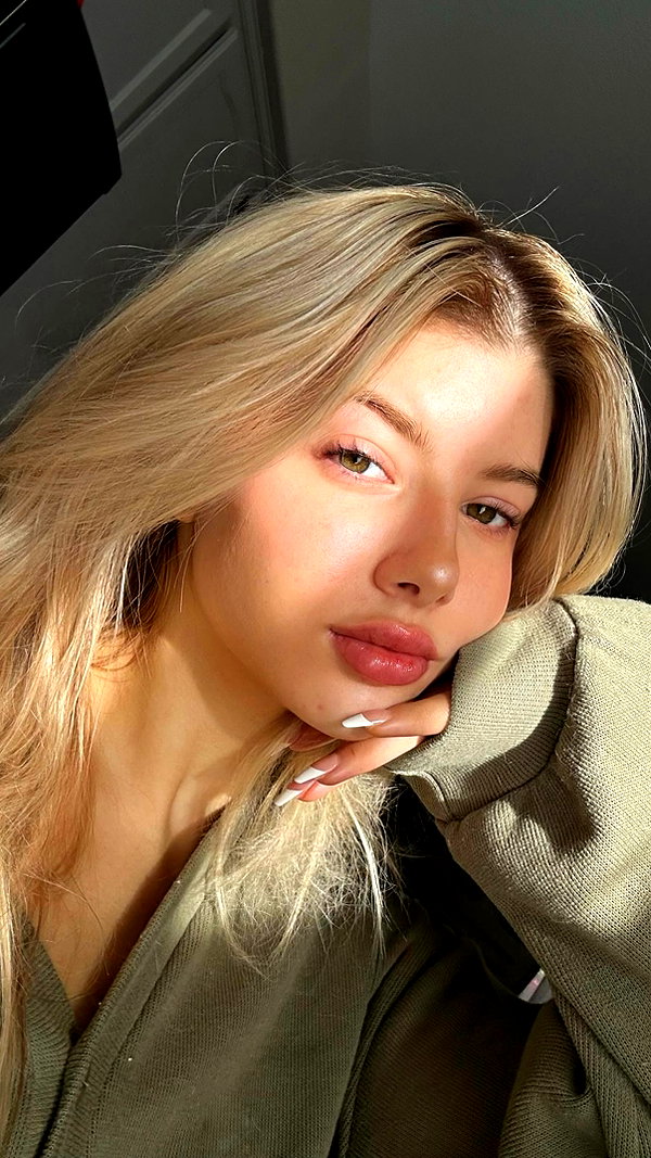 gabiciamp instagram image archive image