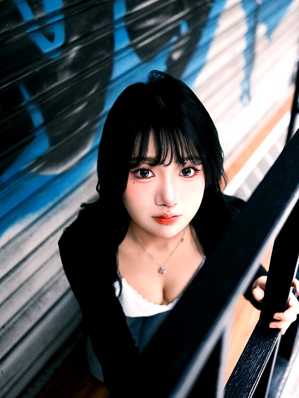 150_aiko instagram image archive image