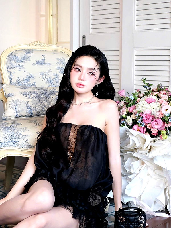 lyhythuedoxinh instagram image archive image